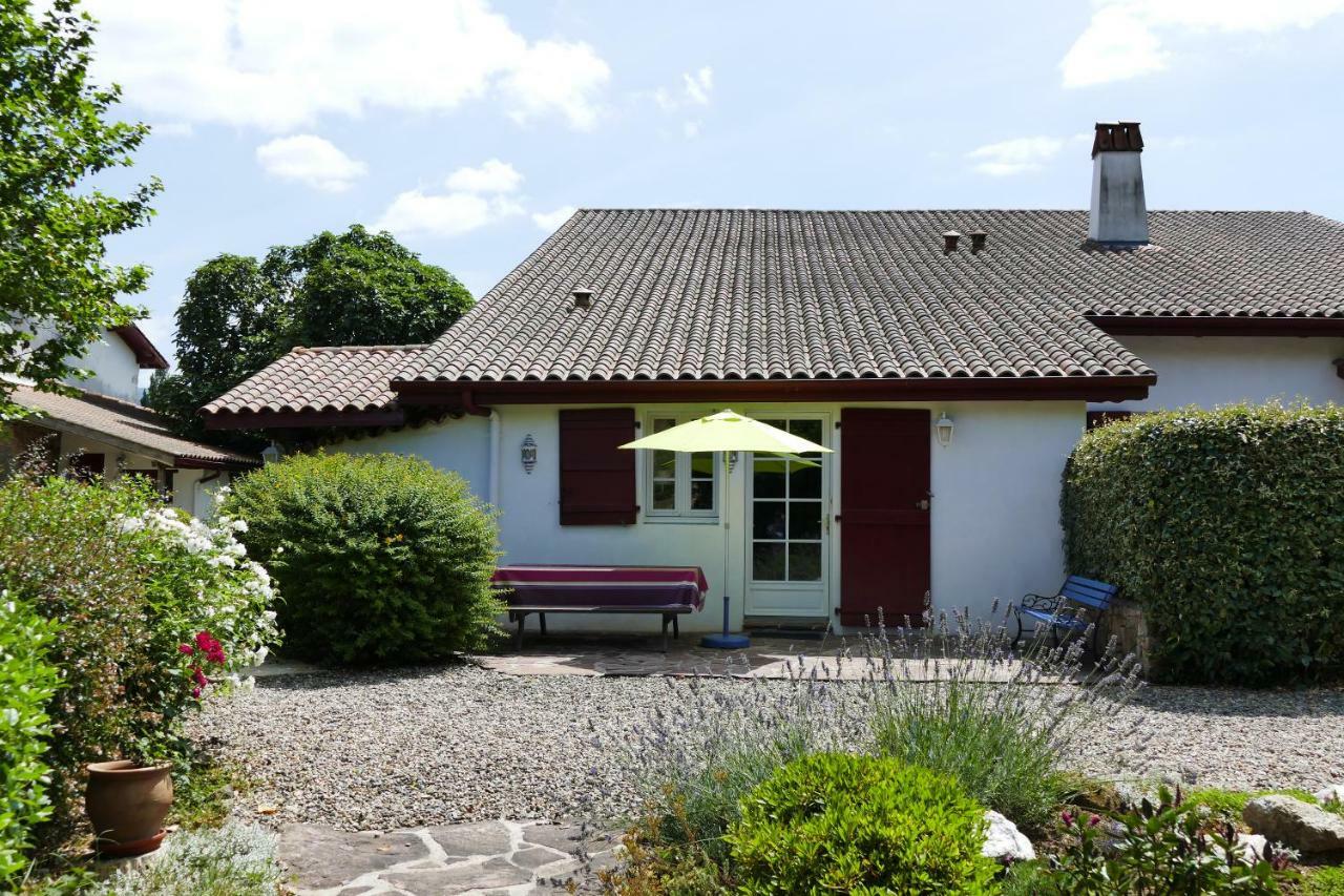 Baskoparadis I Eco-Gites I Calme I Vue I Anes I Jardin I Montagne I Nature Louhossoa Exterior photo